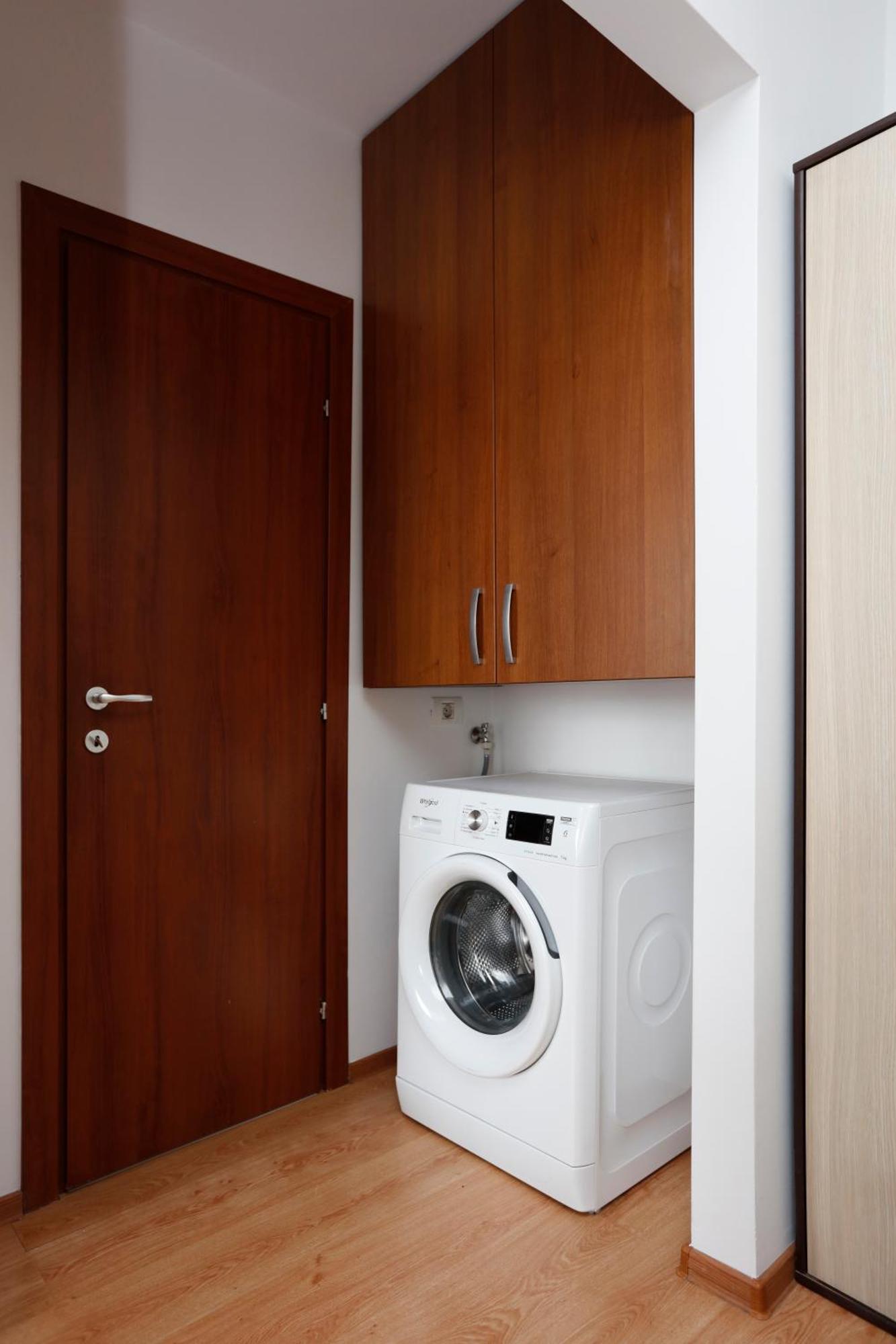 Enchanting Retreat - Historic Old Town - Pet-Friendly Haven - Steps From Unirii 부쿠레슈티 외부 사진
