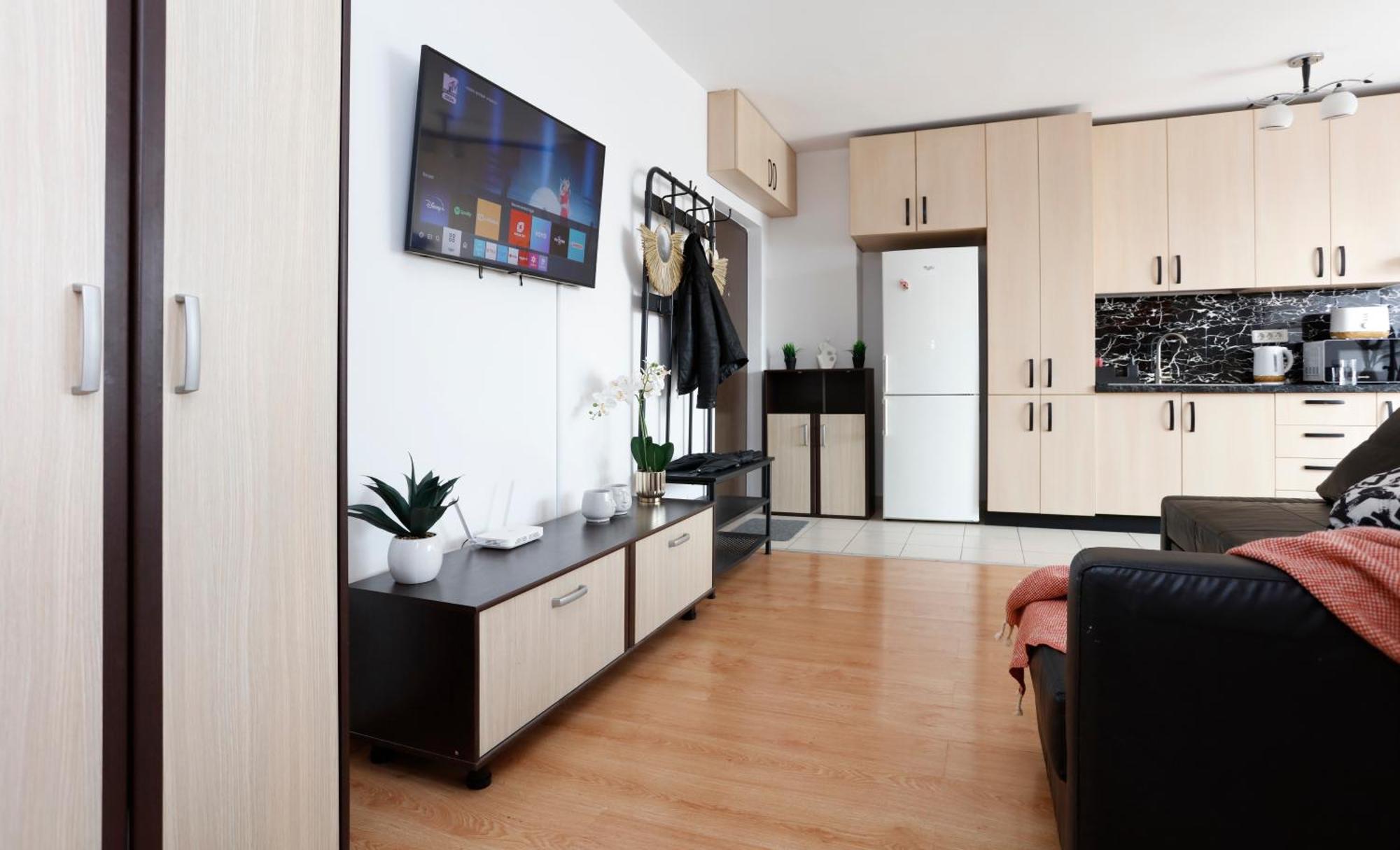 Enchanting Retreat - Historic Old Town - Pet-Friendly Haven - Steps From Unirii 부쿠레슈티 외부 사진